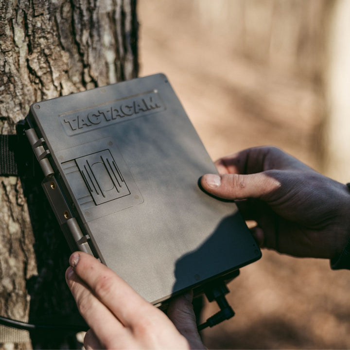 TACTACAM Reveal Folding Solar Panel