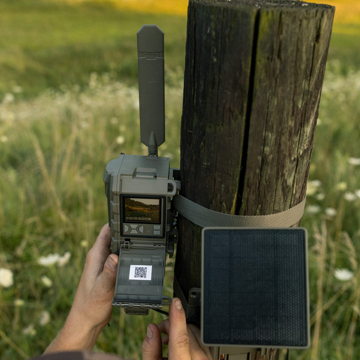 Tactacam REVEAL Pro 4.0 Solar Cellular Trail Camera with Solar Panel and FlexPack R5 Battery