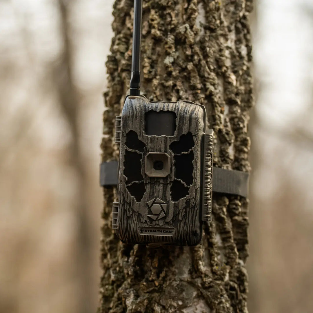 DECEPTOR™ MAX CELLULAR TRAIL CAMERA