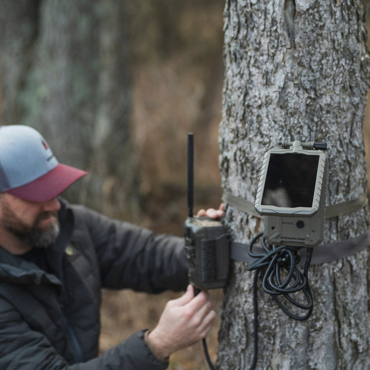 Stealth Cam Sol-Pak Solar Battery Pack with Lithium-Ion Battery