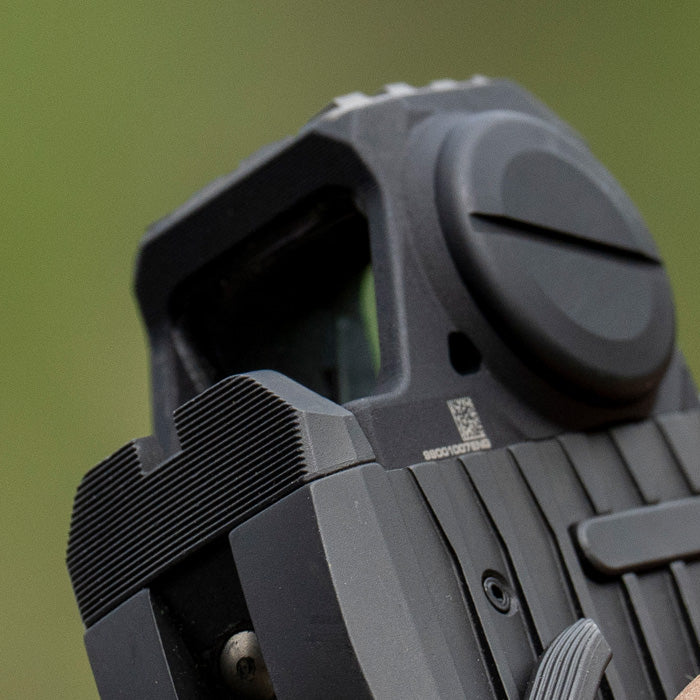 Sig Sauer XRAY5 Enclosed PRO Reflex Sight, PRO (DeltaPoint Pro) Footprint, 3.5 MOA Red Dot, Black
