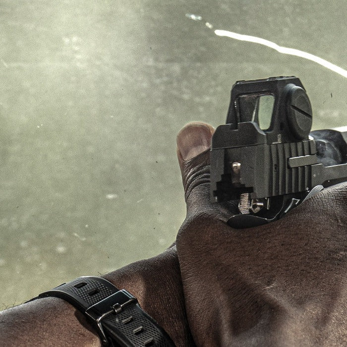 Sig Sauer XRAY5 SIG-LOC PRO Enclosed Reflex Sight, SIG-LOC PRO Footprint, 3.5 MOA Red Dot, Black