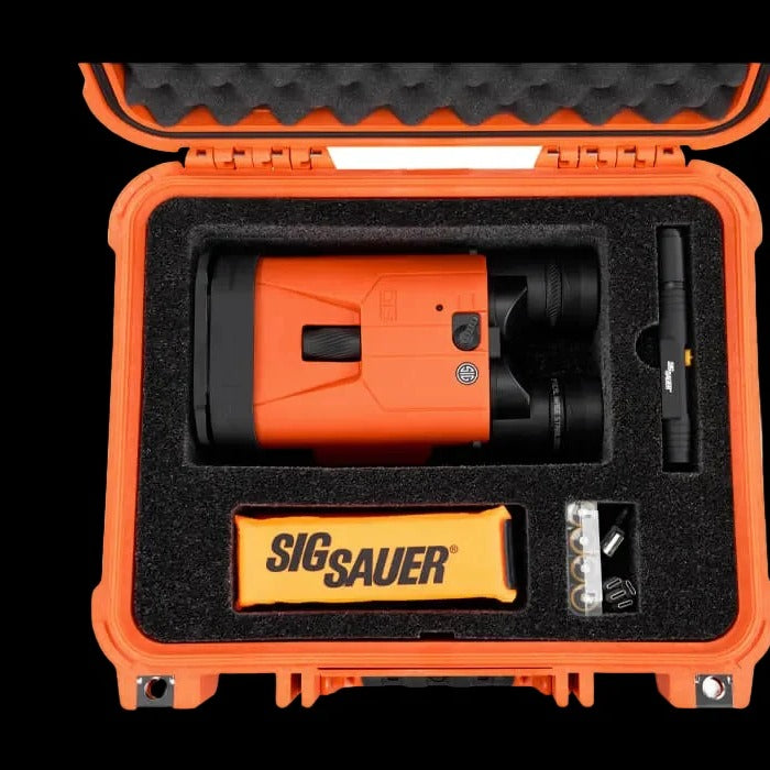 Sig Sauer ZULU6 HDX PRO Marine 18x50mm, Pelican case open